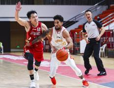 Lanbo-包含Ning新星绝杀表现惊艳，雄鹿未来可期！的词条