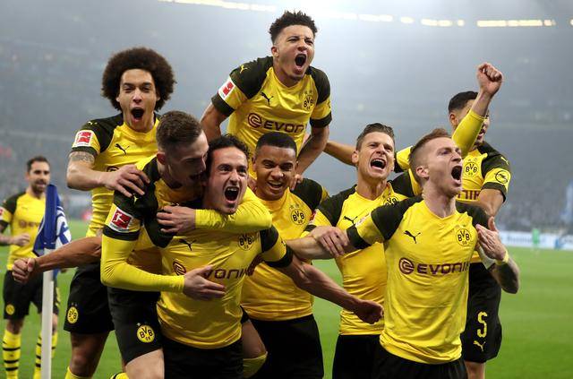 兰博电竞- 97年多特蒙德欧冠阵容 