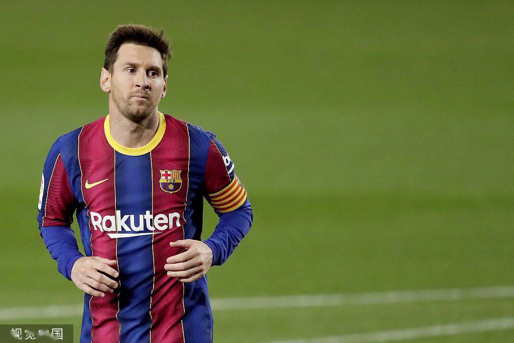 兰博竞技- 里昂2024赛季足球俱乐部主场球衣颜色