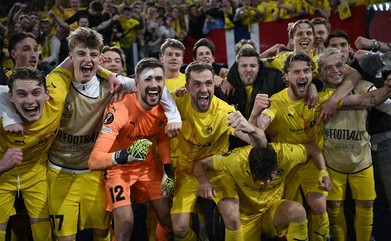 兰博竞技-费耶诺德迎欧联关键赛;加时末段豪取连胜;赛场秩序良好;身体对抗强度拉满(费耶诺德vsac米兰最新消息)