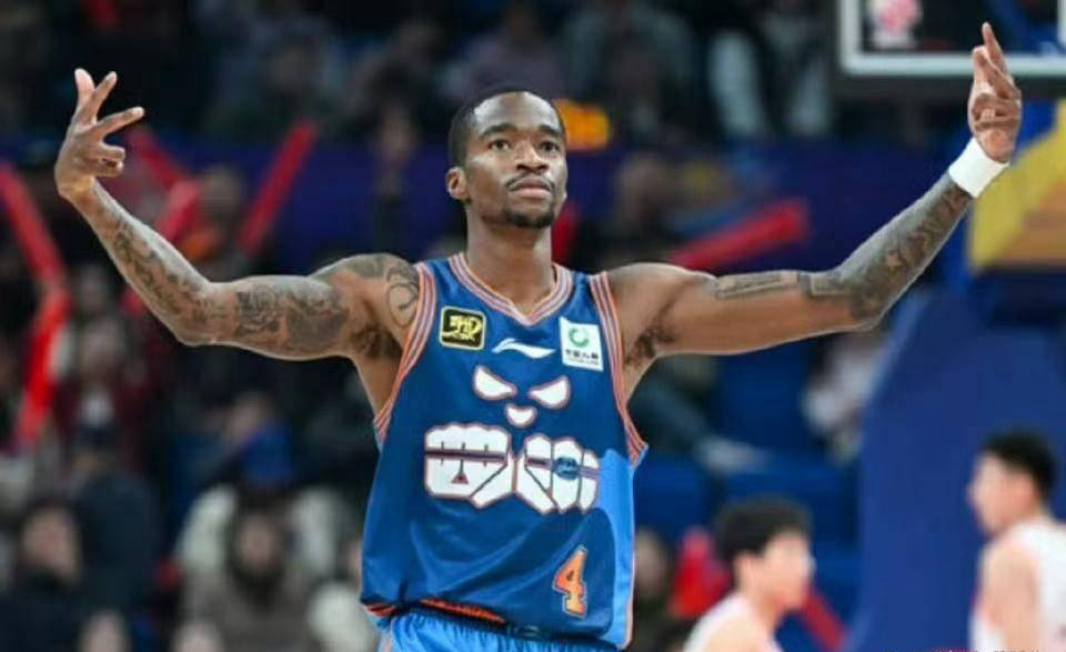 兰博电竞-包含CBA季后赛倒计时，瓦伦西亚转会期战术微调，细节引发关注，赛场秩序良好，训练强度明显提升的词条