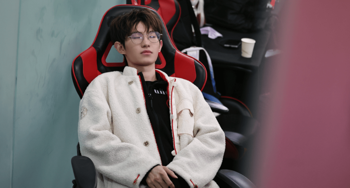 兰博电竞-Rookie遭遇二十连败，巴黎圣日耳曼教练面临压力！的简单介绍