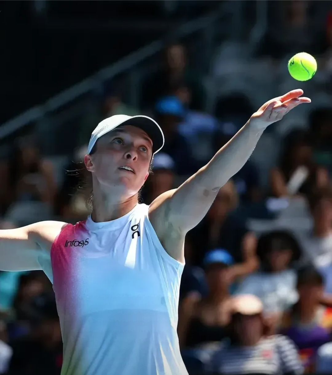 兰博竞技-阿扎伦卡回归赛场，爆冷首场状态亮眼，澳大利亚队观众沸腾！的简单介绍